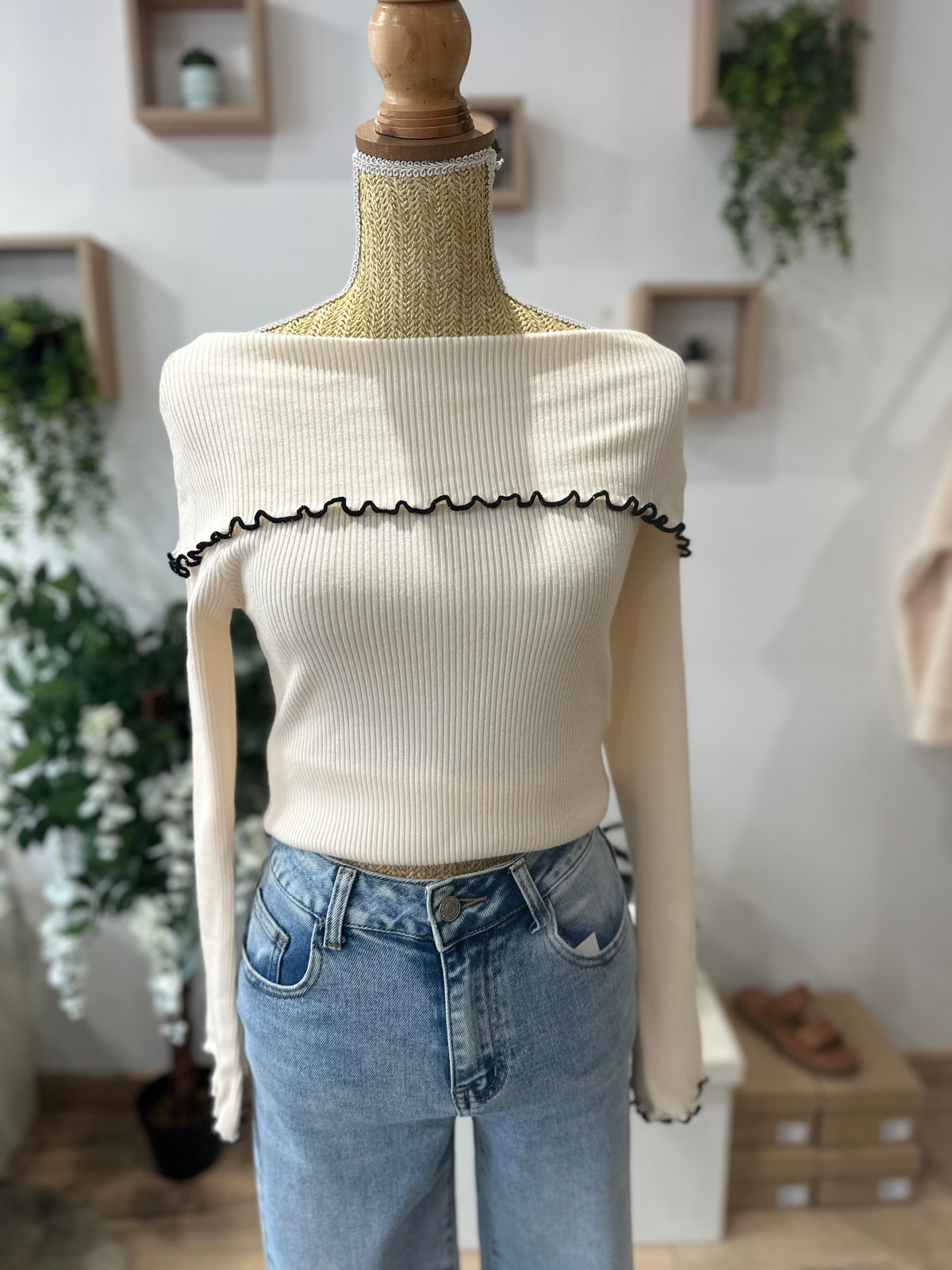 Pull fin col bardot