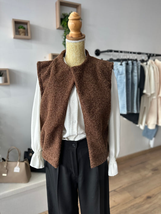 Veste sans manches marron foncé
