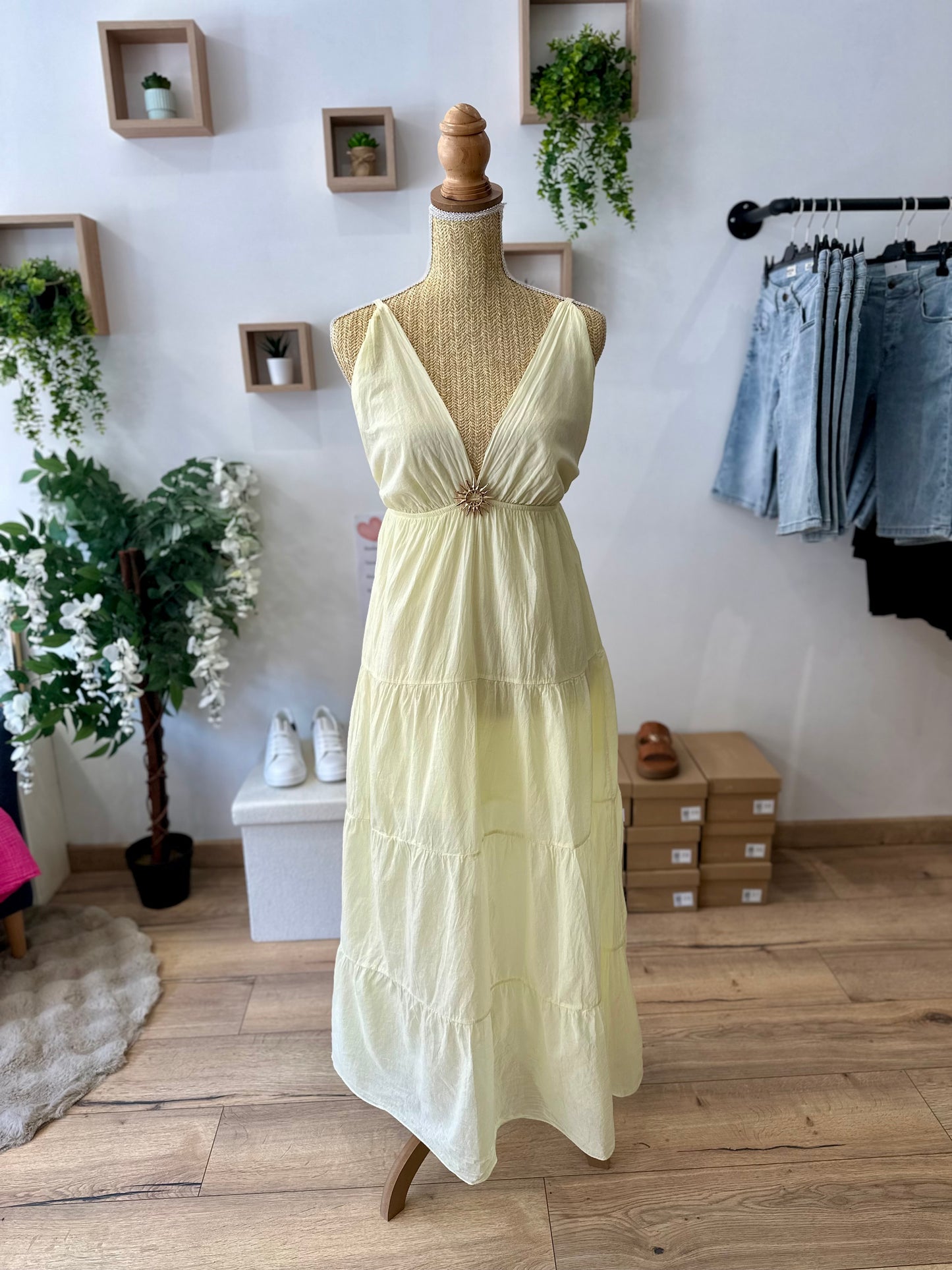 Robe broche soleil